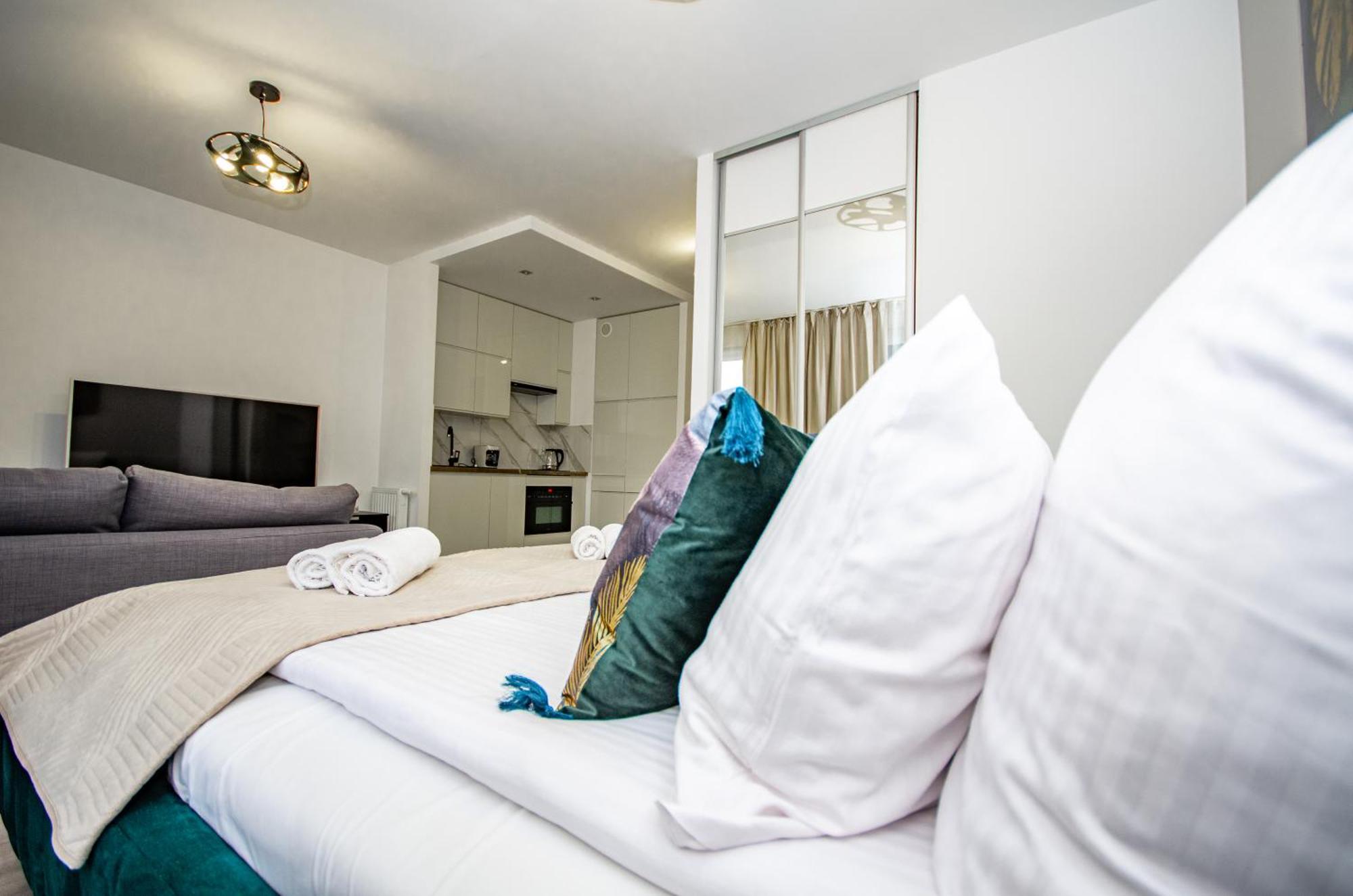 Inpoint Zablocie Modern Apartments For Work&Travel Krakkó Kültér fotó