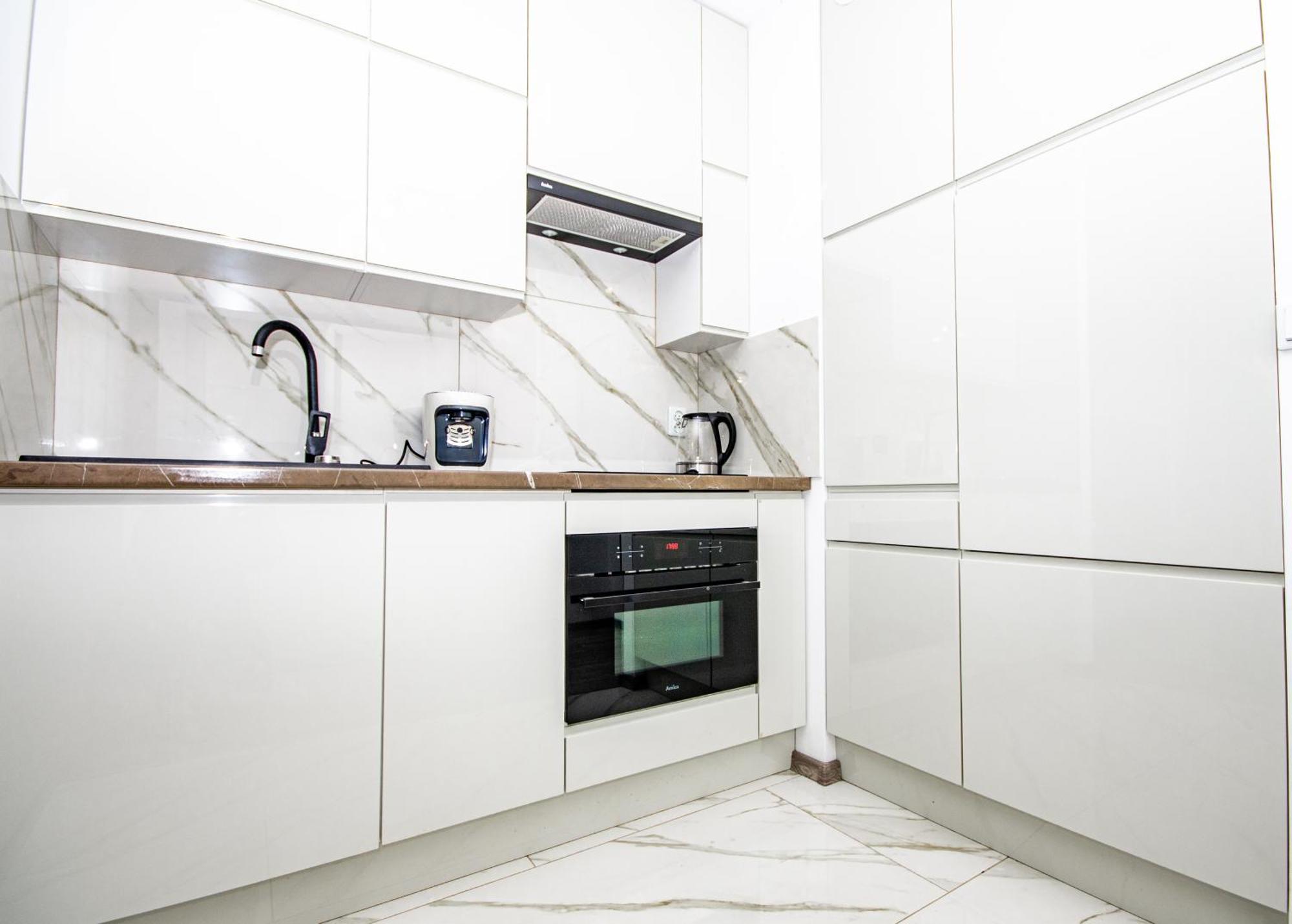 Inpoint Zablocie Modern Apartments For Work&Travel Krakkó Kültér fotó