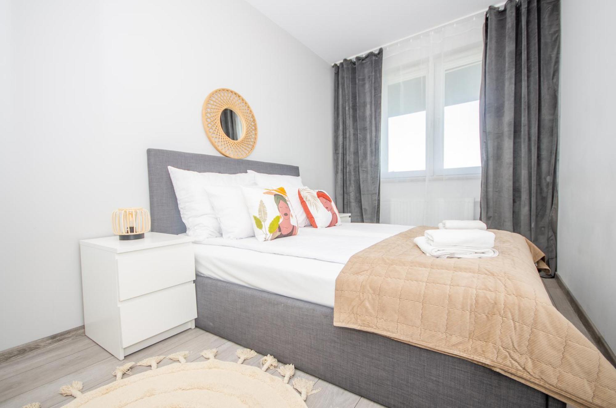 Inpoint Zablocie Modern Apartments For Work&Travel Krakkó Kültér fotó